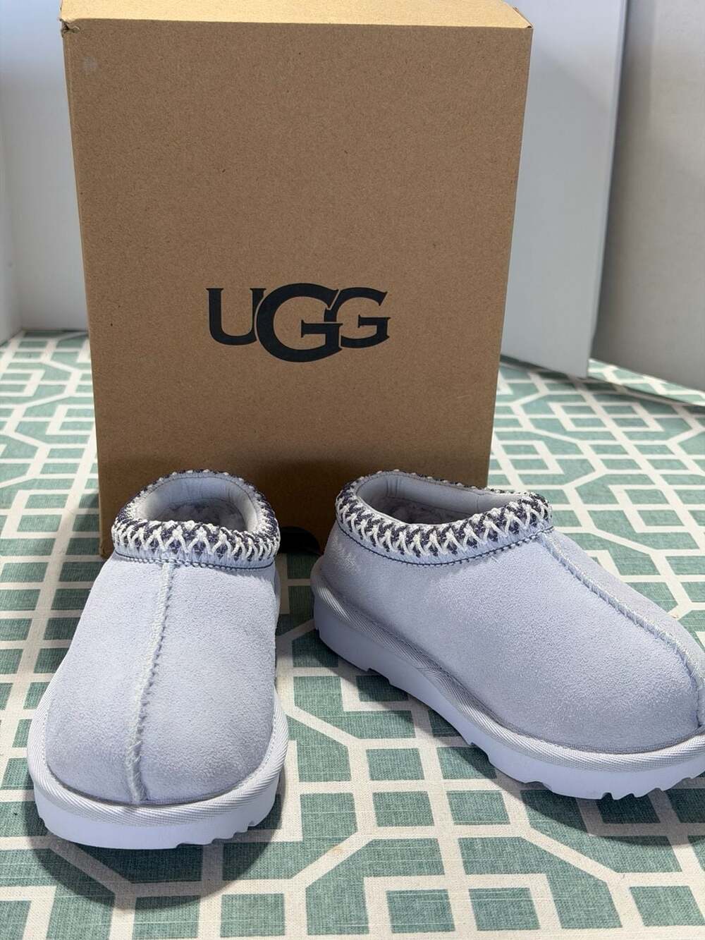 UGG Kids Tasman II Slippers Size 9 Light Blue Suede Braid Shoes. New in box!